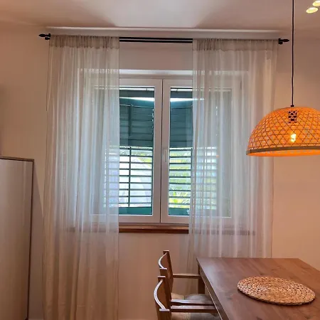 Beachfront Comfort Nives